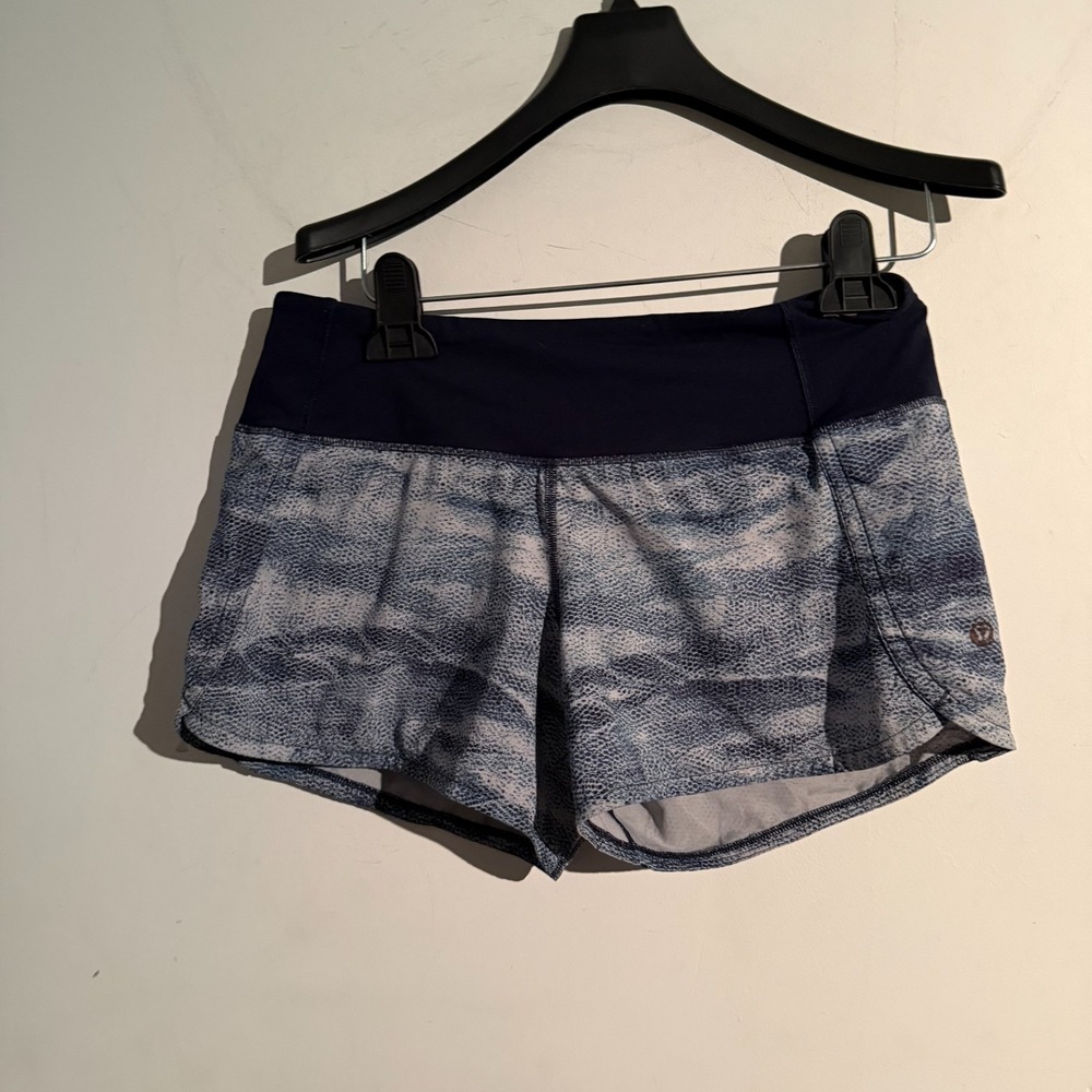 Lululemon size 4 Run Time Short 2‎ Mesh Scape Multi Workout Active Inseam 4"